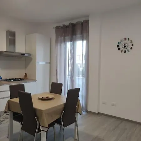 Bilocale Vicino Al Centro E Al Mare Apartment