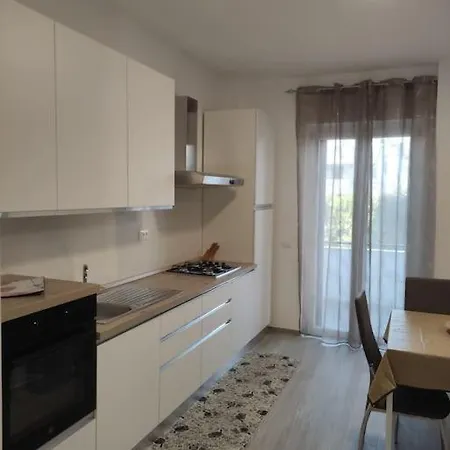 Bilocale Vicino Al Centro E Al Mare *