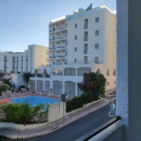 Bilocale Vicino Al Centro E Al Mare * Βιέστε